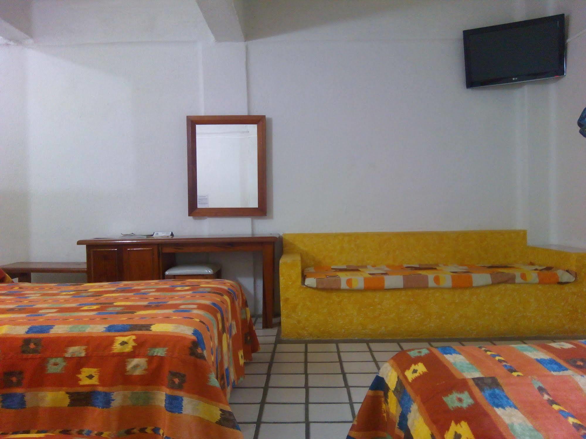 Hotel Arrecife Huatulco Plus Santa Cruz Huatulco Exteriör bild